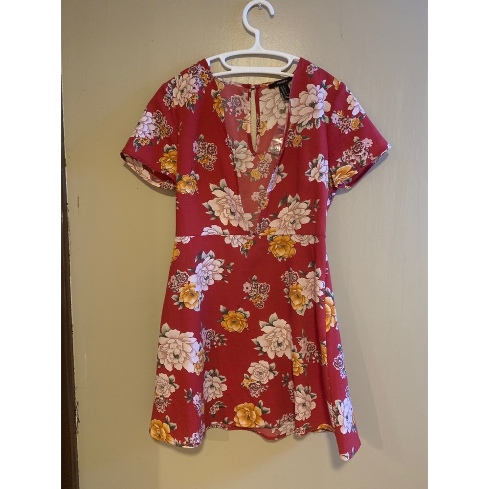 NWOT Floral F21 Dress